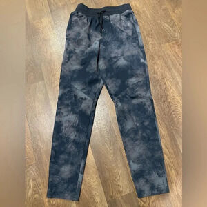 Under Armour Unstoppable Black Grey Camo Joggers Men’s Size Small